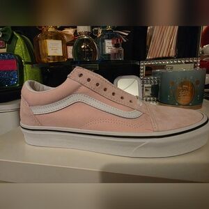 Vans Old Skool Blushing and True White Men 6.5, 8 Women